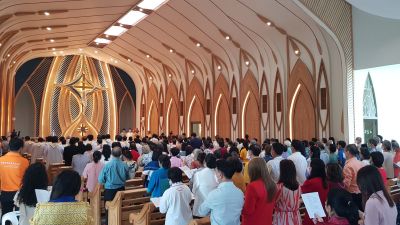 วัดพระตรีเอกภาพ พัทยา ชลบุรี 